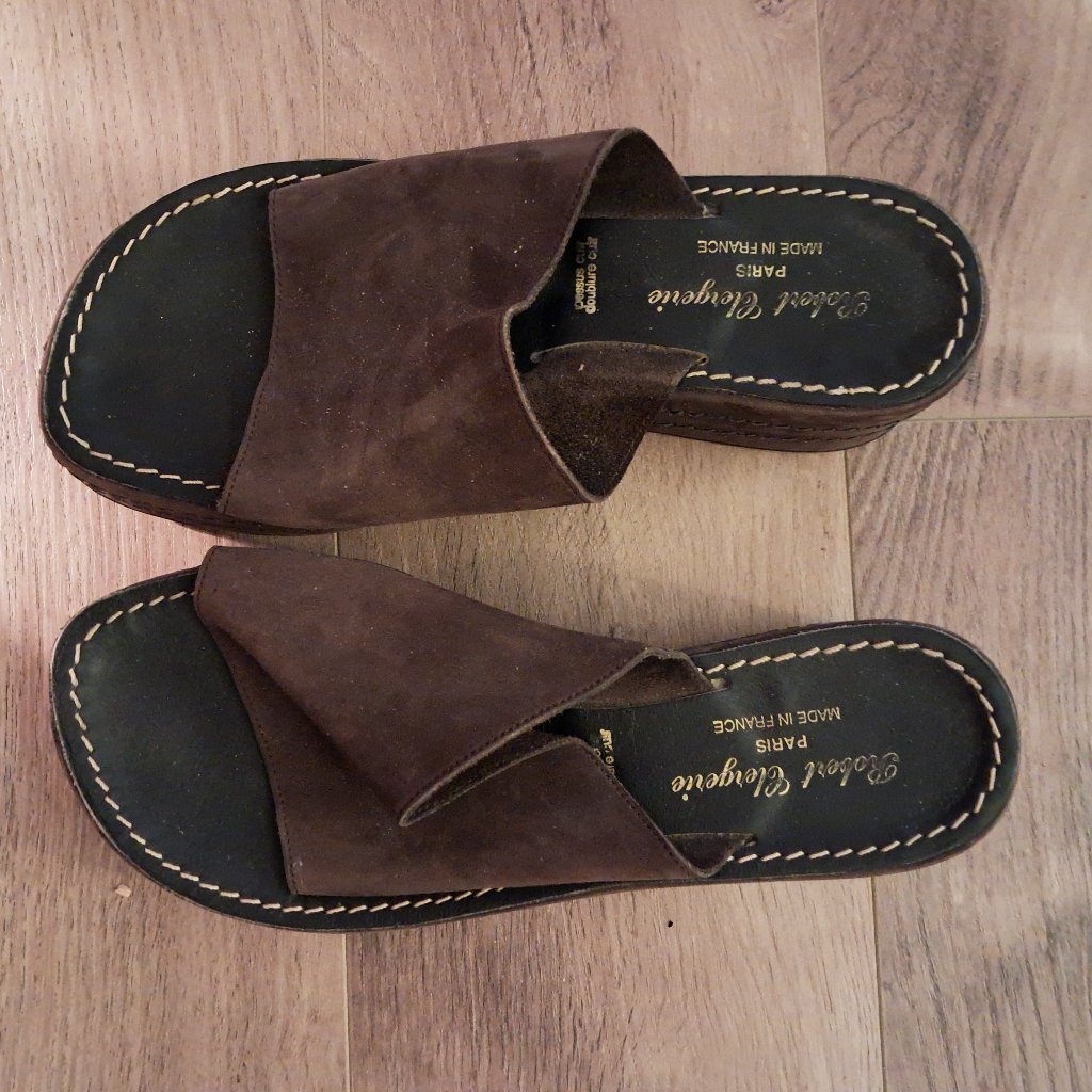 Robert Clergerie Size 8 Sandals As Is Used Condition